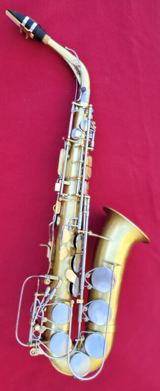 New JS Alto Sax with linear chromatic fingering (one year waiting period)